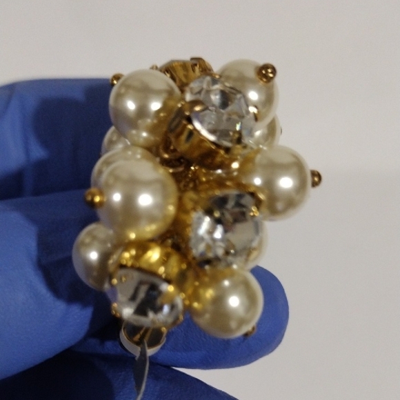 J. Crew Gold Ring with Pearls & Crystals Cluster - Women's Fashion Jewelry Sz. 7 - Picture 5 of 9
